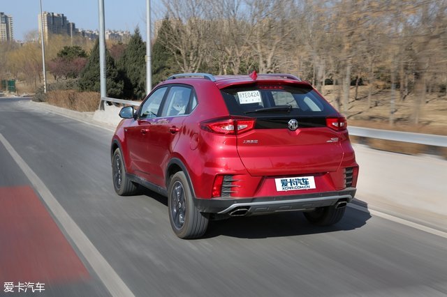 名爵锐腾是不是中型suv,名爵锐腾2015款2.0tgs