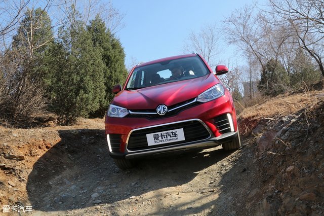 名爵锐腾是不是中型suv,名爵锐腾2015款2.0tgs