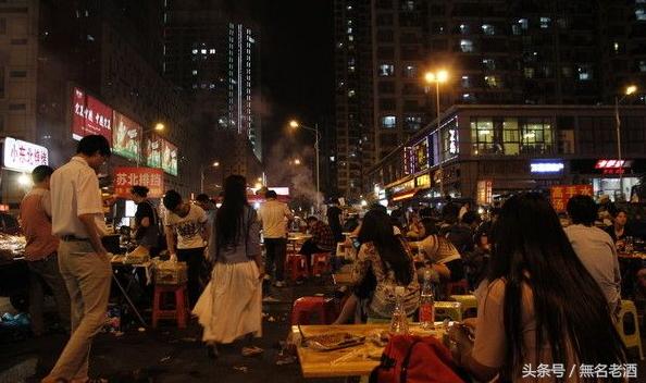 吃货福利到底是什么,小县城低成本创业夜宵行业