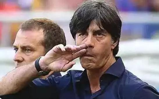 鼻屎上的勒夫，烟雾中的里皮