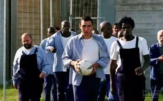 国足2-0韩国大型纪录片,国足1:0韩国足坛人士犀利点评