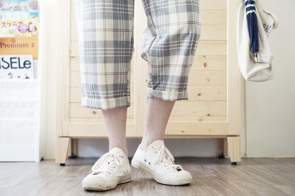 好看不容易撞款的鞋,好看又不耐磨的鞋