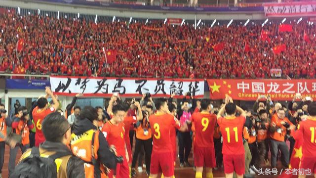 长沙国际会展中心和贺龙体育馆,长沙贺龙体育场vs世纪莲体育场