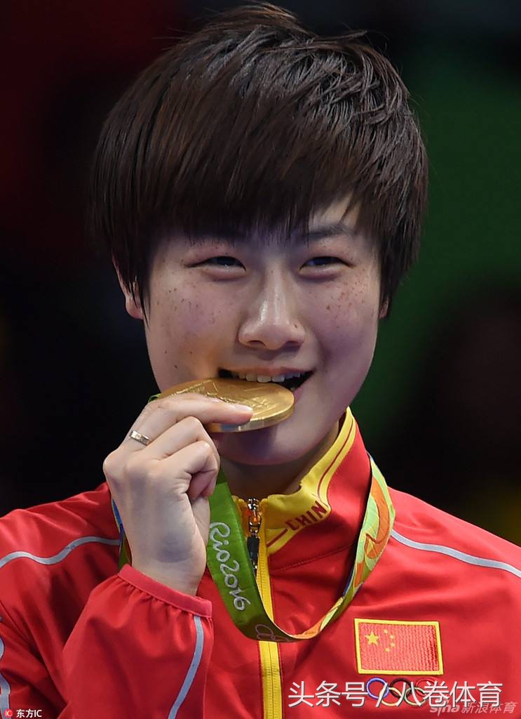 跟着冠军学蝶泳,跟着冠军学太极