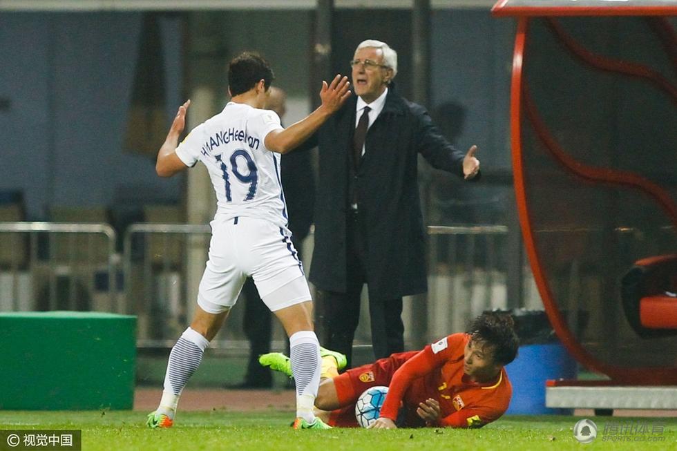 黄喜灿恼怒脚踢尹鸿博原声,黄喜灿踢尹鸿博里皮