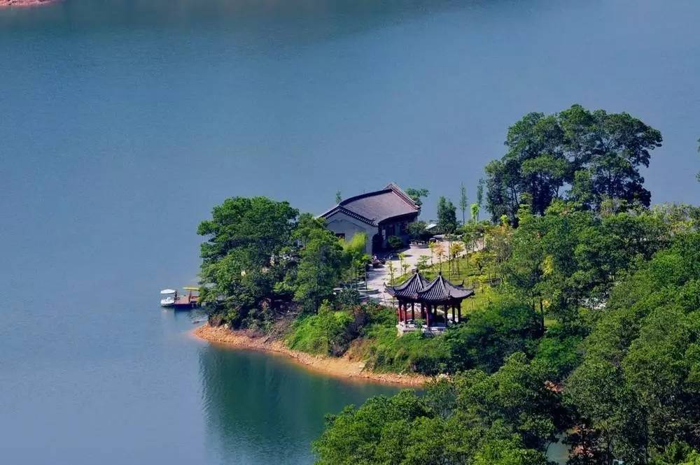比西湖更值得去的地方,可以和杭州西湖媲美的景区