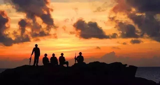 兄弟，听说你要移防到艰苦地区了