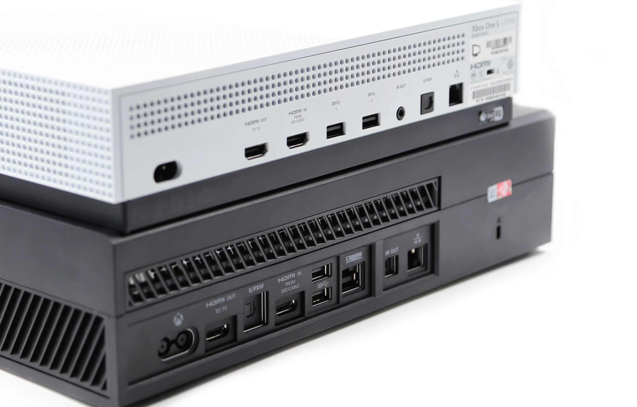 xboxones拆机没有撬棒,xboxones和x区别