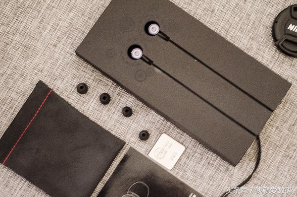 uiisii圈铁耳机,uiisii有线耳机音质怎么样