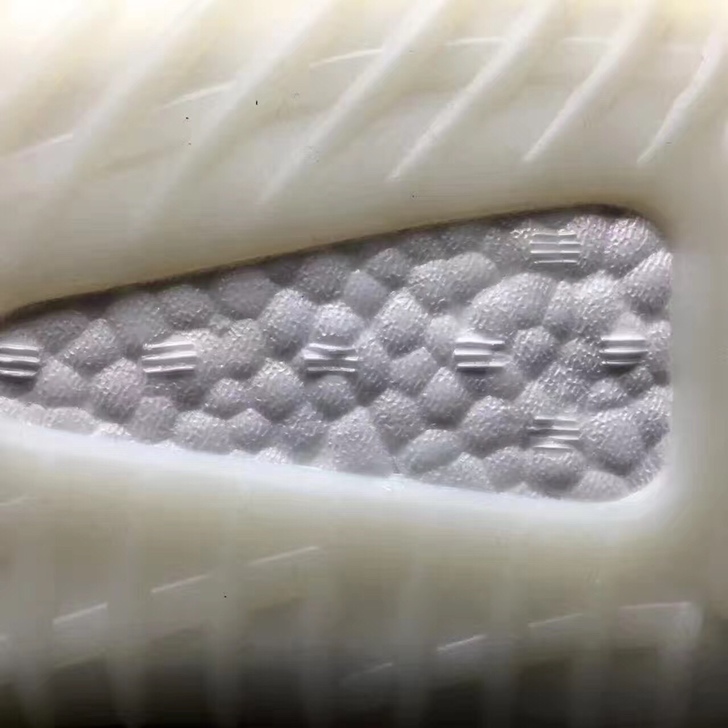 一双高价的鞋你却不知道怎么洗？唯独有这双白斑马！