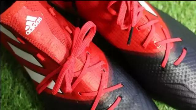 球鞋怎么绑鞋带,篮球鞋系鞋带的方式