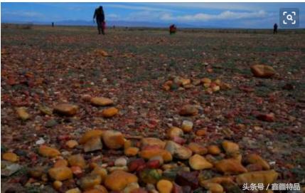 怎么区分新疆戈壁海蓝宝石的真假,价值400万的新疆戈壁海蓝宝石