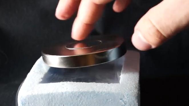 有什么办法可以使物体悬浮,物体的悬浮实验