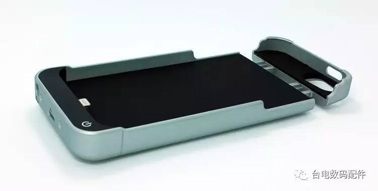 背夹电池用专用还是万能,背夹电池和内置电池