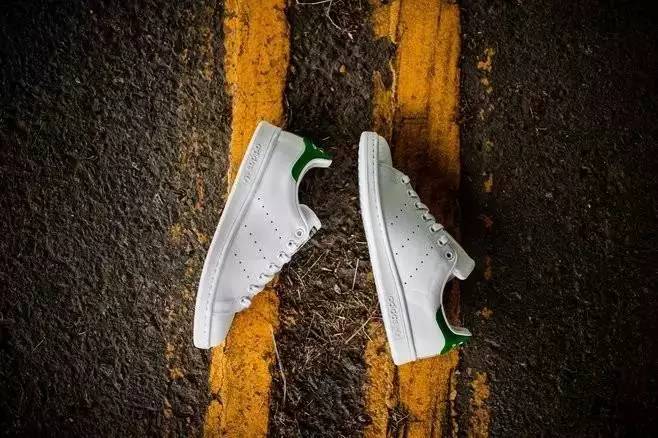 一年四季都适合的时尚小白鞋,小白鞋日系女