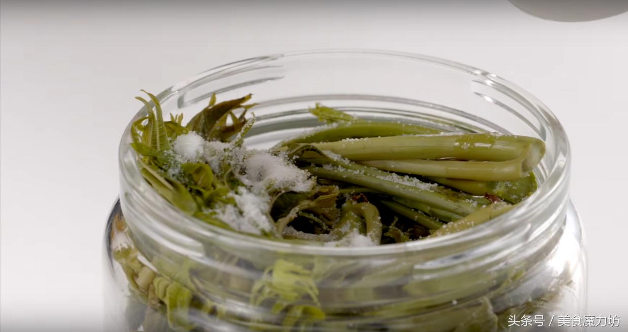 香椿怎么腌制好吃保存时间还长,如何腌制香椿好吃能久放不坏