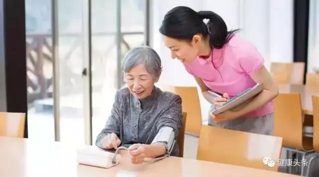 智能手表测血压和血压计哪个准,频繁早搏用电子血压计测血压准吗