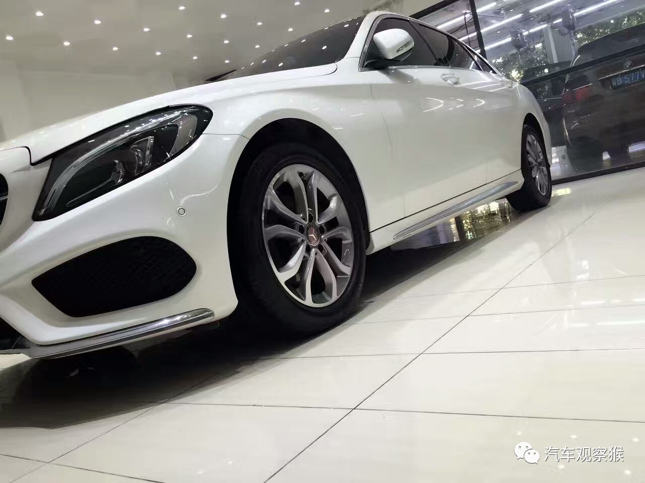 20万以内的车没必要镀晶,20万以上的车打蜡好还是镀晶好