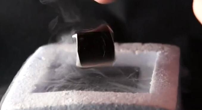 有什么办法可以使物体悬浮,物体的悬浮实验