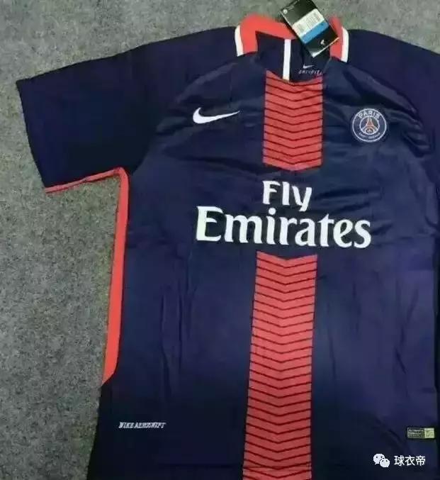 曼联旧款二客白色球衣,曼联下赛季球衣曝光