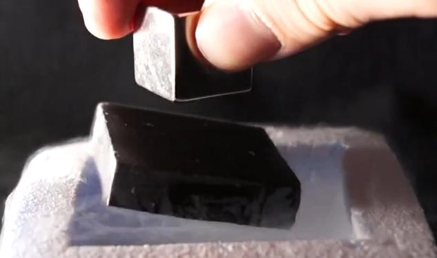 有什么办法可以使物体悬浮,物体的悬浮实验