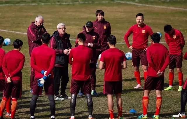 背水之战答案,国足一比零战胜伊拉克全场回放