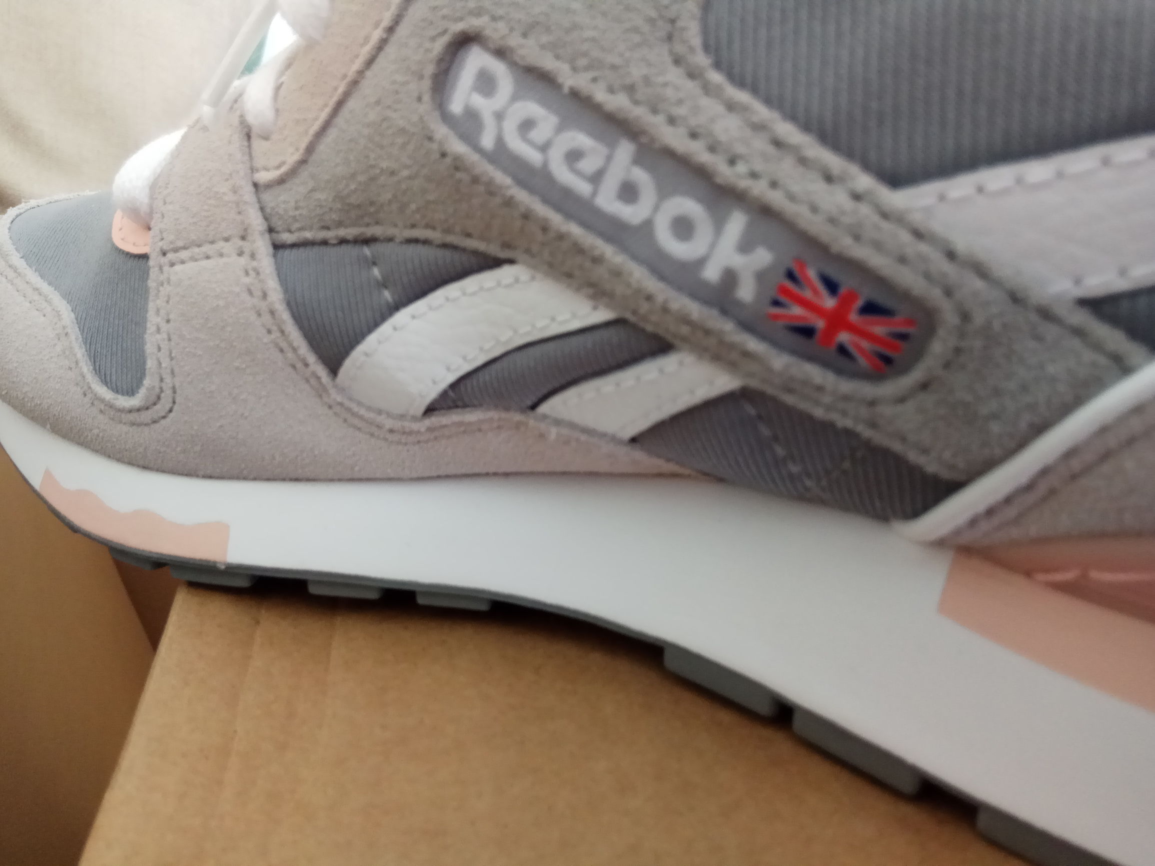 reebokgl6000,reebok最新跑鞋