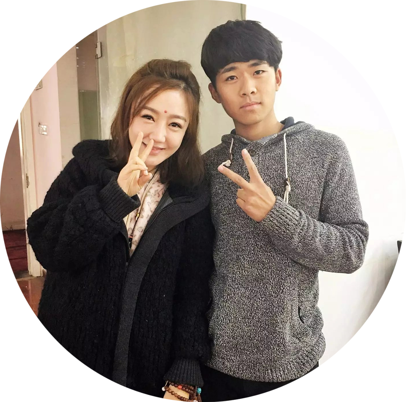 男生学化妆学徒好不好就业,男生学化妆美容有前途吗