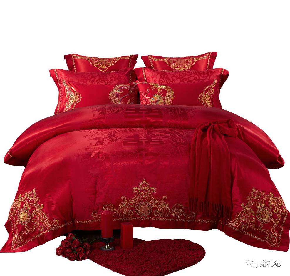 刘诗诗钟丽缇礼服搭配,刘诗诗大婚同款四件套