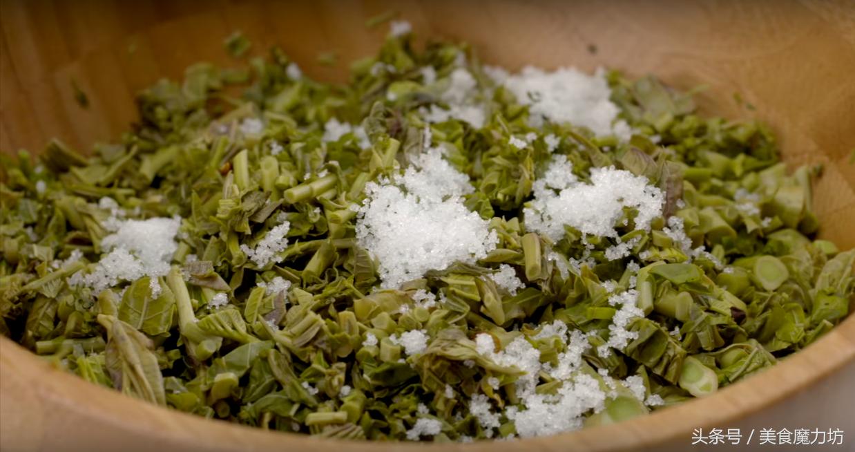 香椿怎么腌制好吃保存时间还长,如何腌制香椿好吃能久放不坏