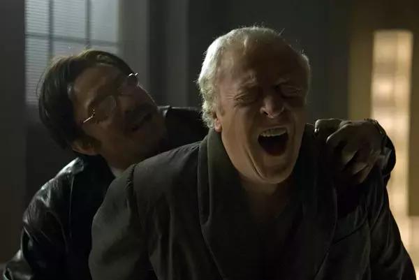 互怼的经典战争电影,推荐10部烧脑的高智商互斗电影