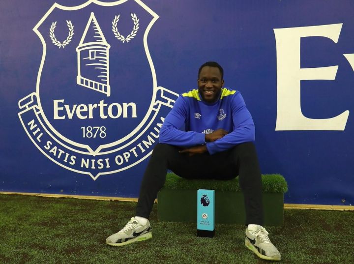 最新新闻早报十分钟,早报新闻今日头条