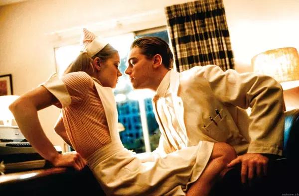 互怼的经典战争电影,推荐10部烧脑的高智商互斗电影