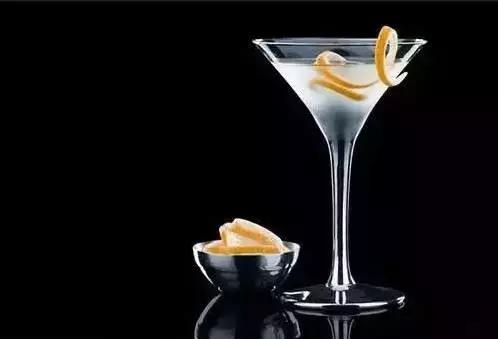 鸡尾酒调和酒和鸡尾酒区别,鸡尾巴酒排名