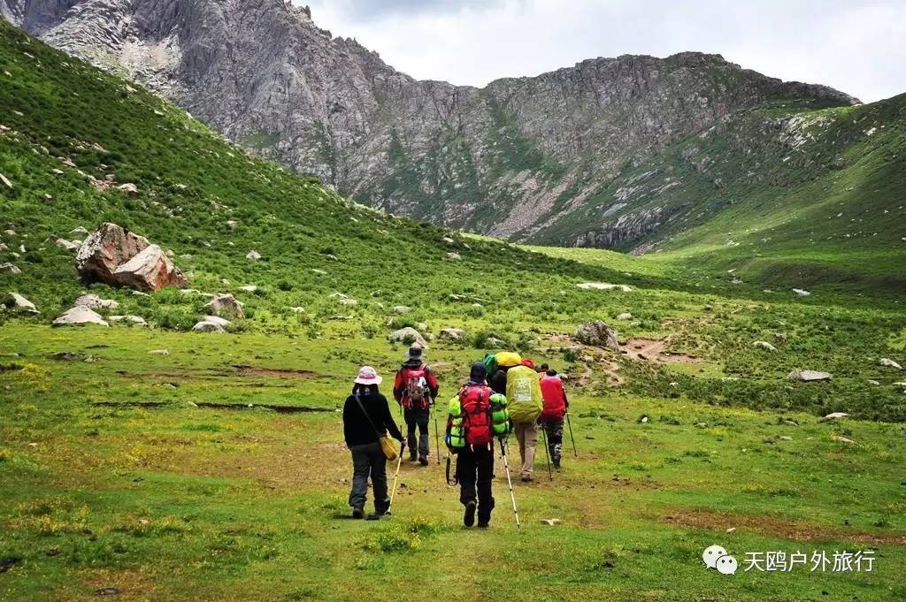 甘青川自驾游，别错过天神的后花园——年宝玉则，集三地之精华
