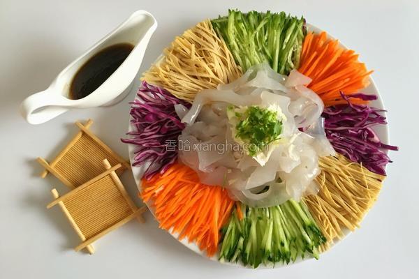 家常菜做法大全东北大拉皮,大厨做个东北大拉皮的教程