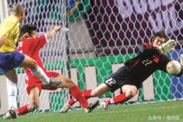 世界足坛公认21世纪三大门将,中国足坛十大传奇右边锋
