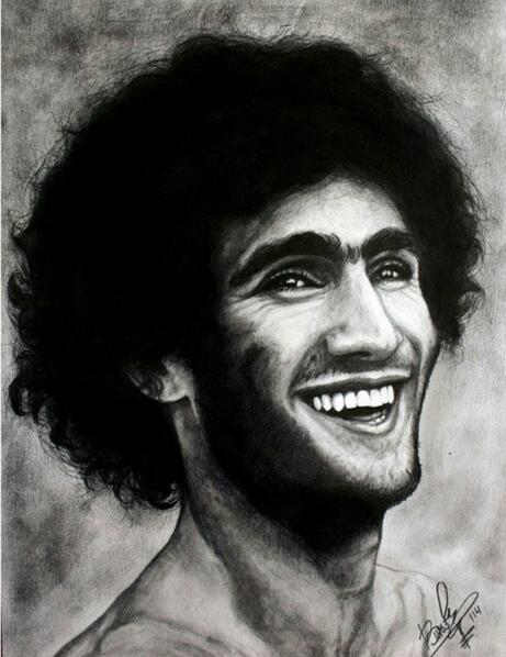 一组足球球星及教练素描头像，速度珍藏