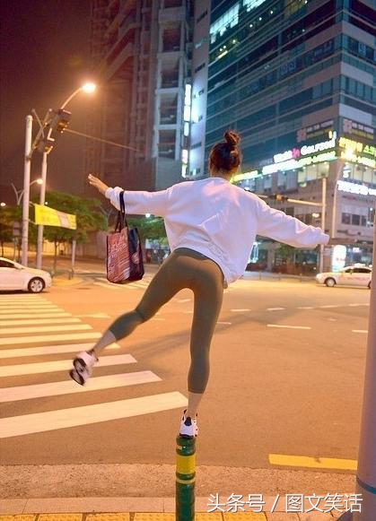 图文笑话：大哥，你拿二手戒指向我求婚，这婚我不结了