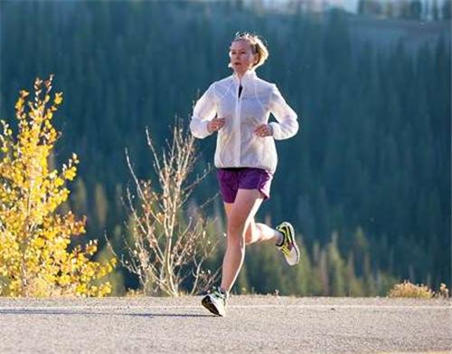 跑步机哪个牌子好能减肥,怎么选跑步机家用款减肥