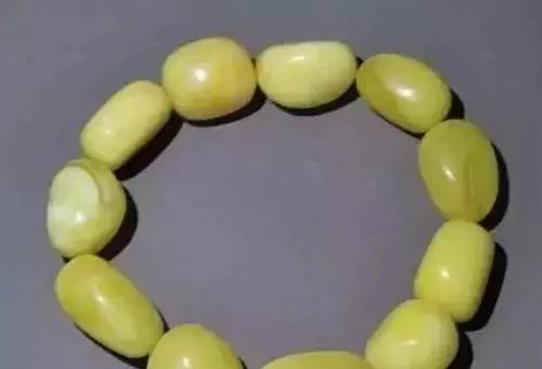 烤色蜜蜡和老蜜蜡的鉴别,老蜜蜡的鉴别方法和图片