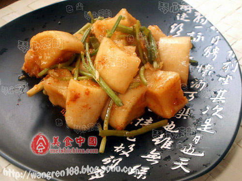 跳水泡菜最简单好吃的做法,萝卜泡菜的家常做法简单又好吃