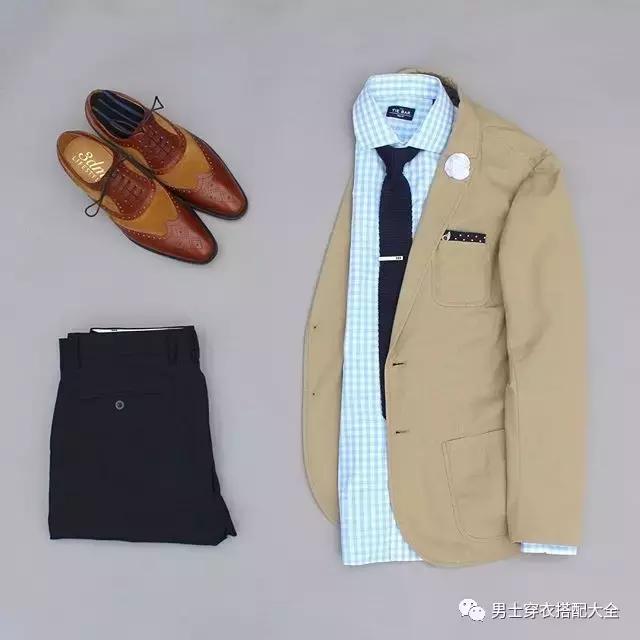 男士休闲西装西裤搭配小白鞋,男士休闲西装搭配什么打底衫