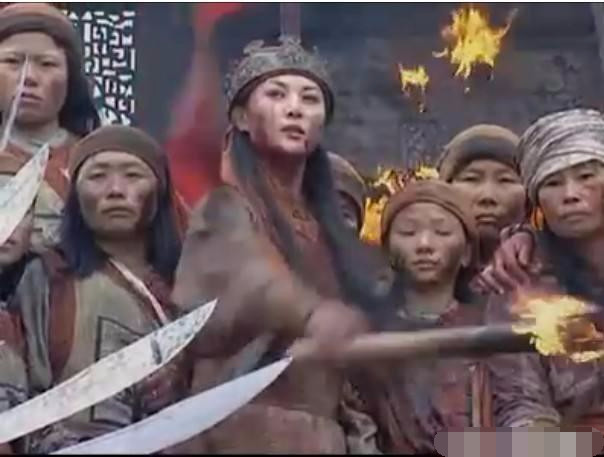 湘军攻破天京，洪秀全已死，太平军女兵为何守着天王府点火*焚自**