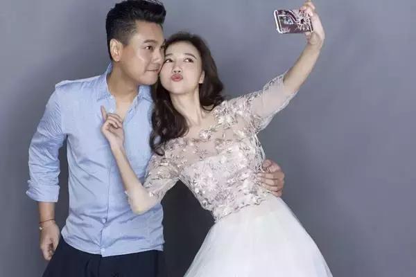 袁咏仪包贝尔合照,袁咏仪与包贝尔