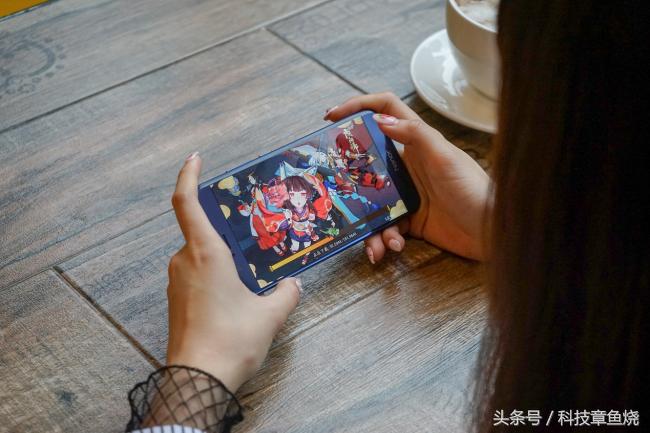 光荣v9对比光荣9拍照效果,光荣v9拍人像效果