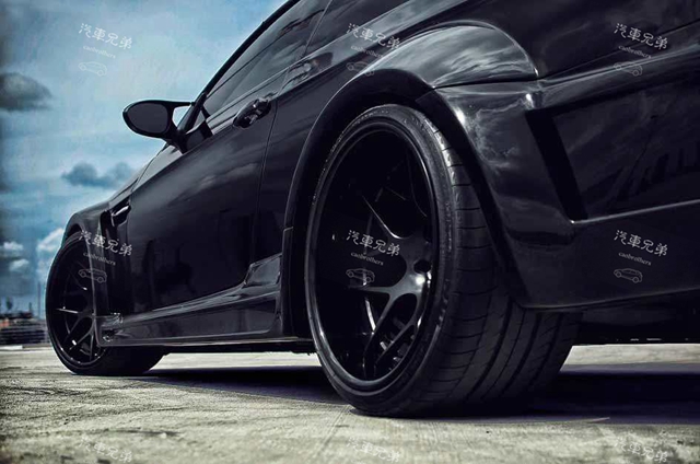 为什么说买车不要买白色,买车是买白色好还是黑色的好