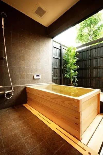 这样的浴室，哪个女人不想要？