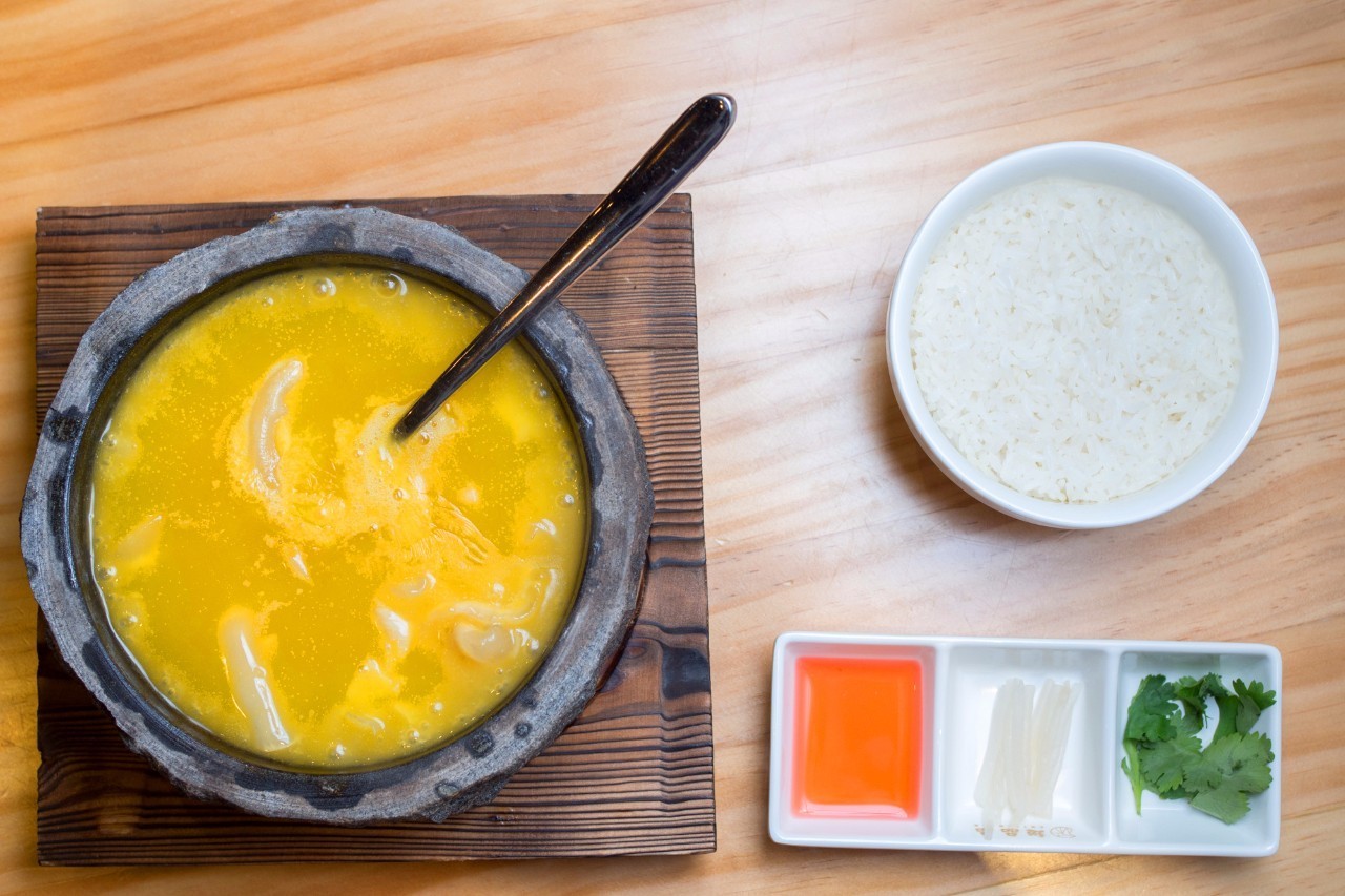 「鱼翅捞饭」震撼出席！一顿胜过十针玻尿酸，不到¥50就能吃？