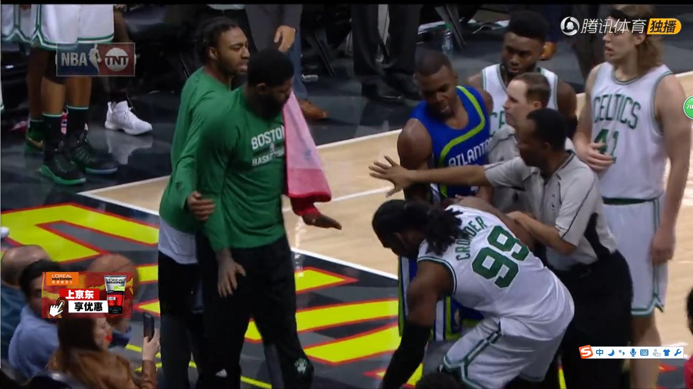 裁判吹5个犯规,裁判判5次犯规